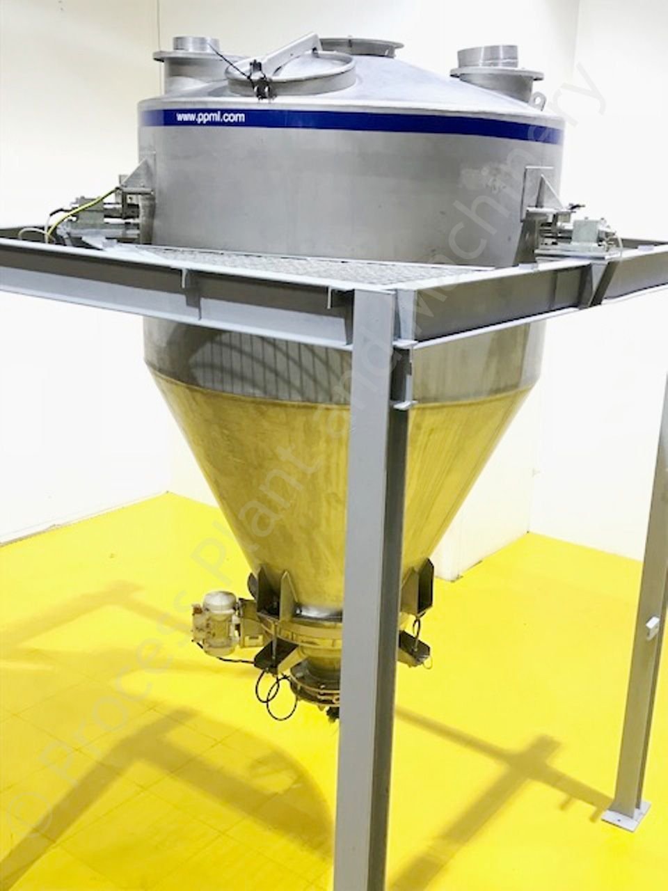 Used 1,500 Ltr Stainless Steel Vertical Powder Hopper Mounted on Load CellsPPM Ltd